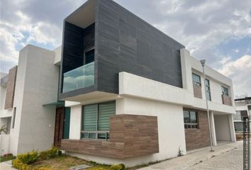 Casa en fraccionamiento en  Ramón G. Bonfil, El Palmar, Pachuca De Soto, Estado De Hidalgo, México