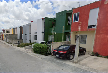 Casa en  Villas Del Sol, Playa Del Carmen, Quintana Roo, México
