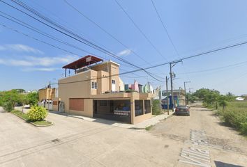 Casa en  Villa Linda, Villas De San Clemente, Álamo, Veracruz, México