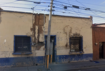 Casa en  Calle Industria, La Perla, Guadalajara, Jalisco, México