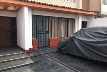 Casa en  Avenida Primavera, Ur. Valle Hermoso Oeste, Santiago De Surco, Lima, 15039, Per