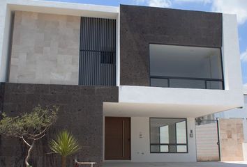 Casa en fraccionamiento en  Parque Nilo, Lomas De Angelópolis, Ii, San Bernardino Tlaxcalancingo, Puebla, México