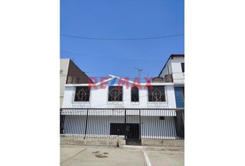 Casa en  Calle 21 289, Comas, Lima Province, Perú