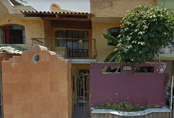 Casa en  Calle Oviedo 2614, Santa Elena De La Cruz, Guadalajara, Jalisco, México