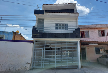 Casa en  Calle Morelos, La Martinica, Zapopan, Jalisco, México
