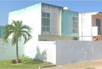 Casa en condominio en  Cto. Interlomas, Santa Fe, Villa San Martín, Veracruz, México