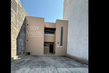 Casa en fraccionamiento en  Av Real Universidad, Zona Sin Asignación De Nombre De Colonia, Morelia, Michoacán, México