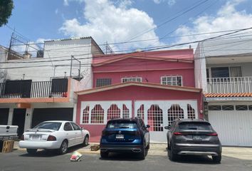 Casa en  Calle Cuitláhuac, Habitacional La Romana, Tlalnepantla De Baz, Estado De México, México