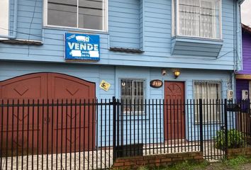 Casa en  Pasaje Veintiuno, Puerto Montt, Chile