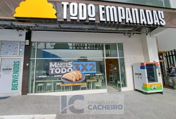Local comercial en  Plaza Via 01, Boulevard Rogelio Cantú Gómez, Las Colinas Residencial, Monterrey, Nuevo León, México