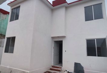Casa en  Mar Rojo, Lomas Lindas, Atizapán De Zaragoza, Estado De México, México
