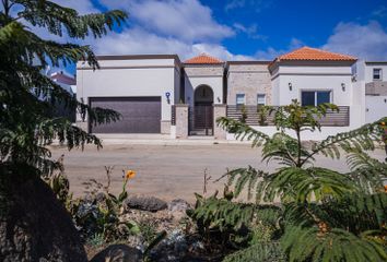 Casa en  Carretera Tijuana-ensenada, Villa Cortez, Ensenada, Baja California, México