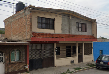 Casa en  C. Felipe Berriozabal 1026, Rodríguez Guayulera, 25180 Saltillo, Coah., México