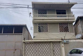 Casa en  Urbanor, Guayaquil, Ecuador