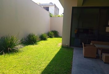 Casa en  Del Valle, San Pedro Garza García, Nuevo León, México