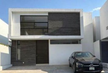 Casa en condominio en  Querétaro, Mex