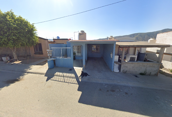 Casa en  Calle Atlas 516, Ensenada, Baja California, México
