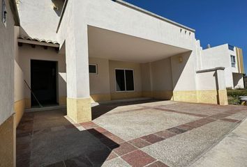 Casa en fraccionamiento en  Mayorazgo Santa Elena, Blvrd Timoteo Lozano, El Mayorazgo, León, Guanajuato, México