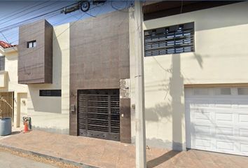Casa en  Calle Carlos Orozco, Residencial Roble 5o Sector, San Nicolás De Los Garza, Nuevo León, México