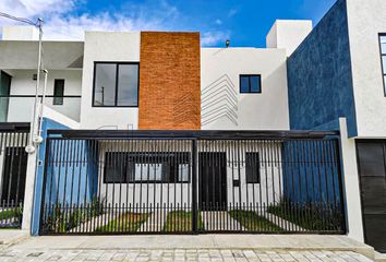 Casa en  San Juan Cuautlancingo Centro, Cuautlancingo