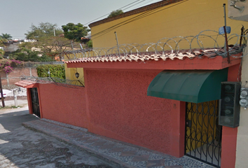 Casa en  Guayabos, Las Palmas, 62050 Cuernavaca, Mor., México
