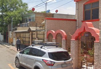 Casa en  Calle Ateneo 896, Zona Centro, Saltillo, Coahuila De Zaragoza, México