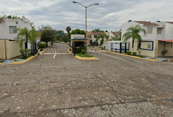 Casa en fraccionamiento en  Calle Circuito Real Ixtapa, Real Ixtapa, Ixtapa, Jalisco, México