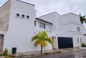 Casa en  Avenida Alamos 1, Centro, Cancún, Quintana Roo, México