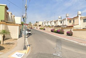 Casa en  Urbi Quinta, Coyula, Tonalá, Jal., México