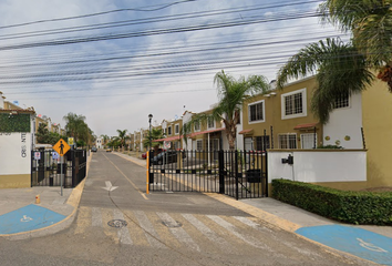 Casa en  Av. Vista Alegre, 76134 Santiago De Querétaro, Qro., México