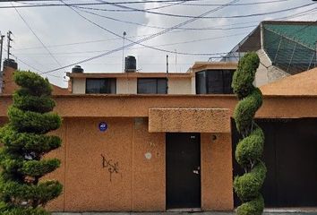 Casa en  Avenida Bosques De Asia, Bosques De Aragon, Nezahualcóyotl, Estado De México, México