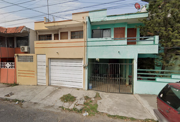 Casa en  Avenida Fraternidad, Veracruzana, Veracruz, México