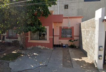 Casa en  C. Salvador Moreno Luna 7176, 80143 Culiacán Rosales, Sin., México