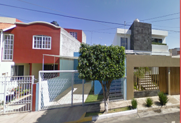 Casa en  Abedul 123c, Las Fuentes, Zamora De Hidalgo, Michoacán, México