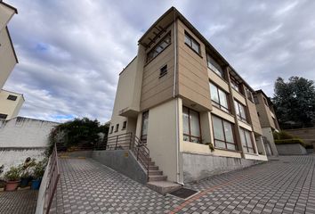 Casa en  Urbanizacion Colegio Frances, Quito, Ecuador