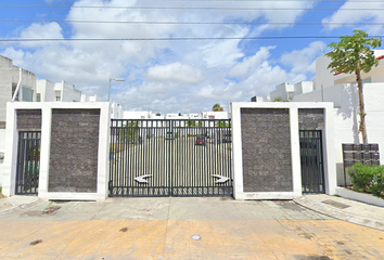 Casa en  Quintas Kavanayen, Avenida Caroni, Cancún, Quintana Roo, México