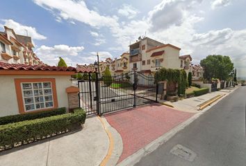 Casa en condominio en  Peralta, Villa Del Real 6ta Seccion, Villa Del Real 4ta Sección, Ojo De Agua, Estado De México, México
