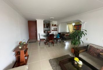 Apartamento en  Ciudad Jardín, Cali