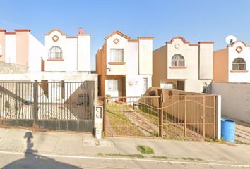 Casa en fraccionamiento en  Rosetillas 11777, Lomas De La Presa, Tijuana, Baja California, México
