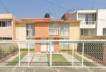 Casa en  Hda. Peñuelas, Hacienda De Echegaray, Naucalpan De Juárez, Estado De México, México