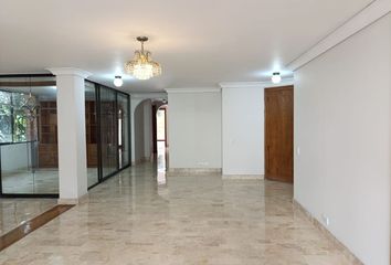 Apartamento en  Poblado, Medellín