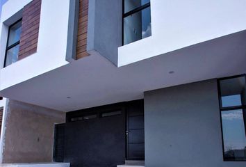 Casa en fraccionamiento en  Jade Sur, Circuito Cartagena, Zibatá, Querétaro, México