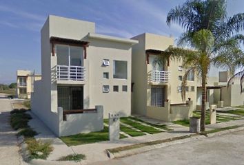 Casa en condominio en  C. Naranjo Amargo 101, Fraccionamiento Nuevo, 48280 Ixtapa, Jal., México