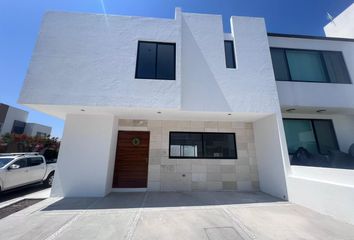 Casa en condominio en  San Isidro Juriquilla, Juriquilla, Querétaro, México