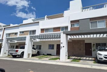 Casa en condominio en  Cotto Novo, Avenida Mirador De Querétaro, El Mirador, Querétaro, México