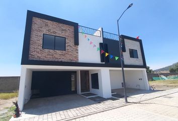 Casa en fraccionamiento en  José Ángeles, San Pedro Cholula