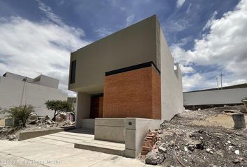 Casa en fraccionamiento en  El Refugio, Querétaro, Mex