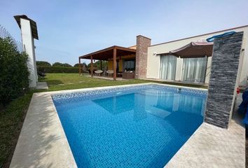 Casa en  Condominio Las Lomas De Asia, Asia, Perú