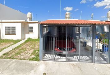 Casa en fraccionamiento en  Calle 37, Ciudad Caucel, Mérida, Yucatán, México