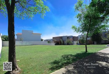 Lote de Terreno en  Bosque De Los Lagos, Avenida Juan Palomar Y Arias, Vallarta Universidad, Zapopan, Jalisco, México